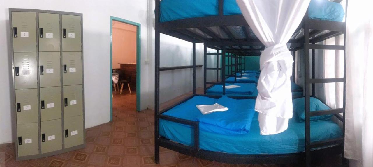 Bamboo Hostel Thakhek Extérieur photo